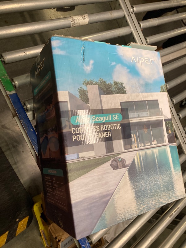 Photo 2 of AIPER Seagull SE Cordless Robotic Pool Cleaner, Pool Vacuum with Dual-Drive Motors, Self-Parking Technology, Lightweight, Perfect for above-Ground/In-Ground Flat Pools up to 40 Feet (Lasts 90 Mins)