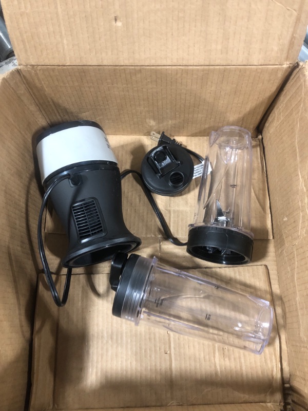 Photo 3 of * use for parts**
Ninja QB3001SS Ninja Fit Compact Personal Blender, Shakes, Smoothies, Food Prep, and Frozen Blending, 700-Watt Base and (2) 16-oz. Cups & Spout Lids, Black