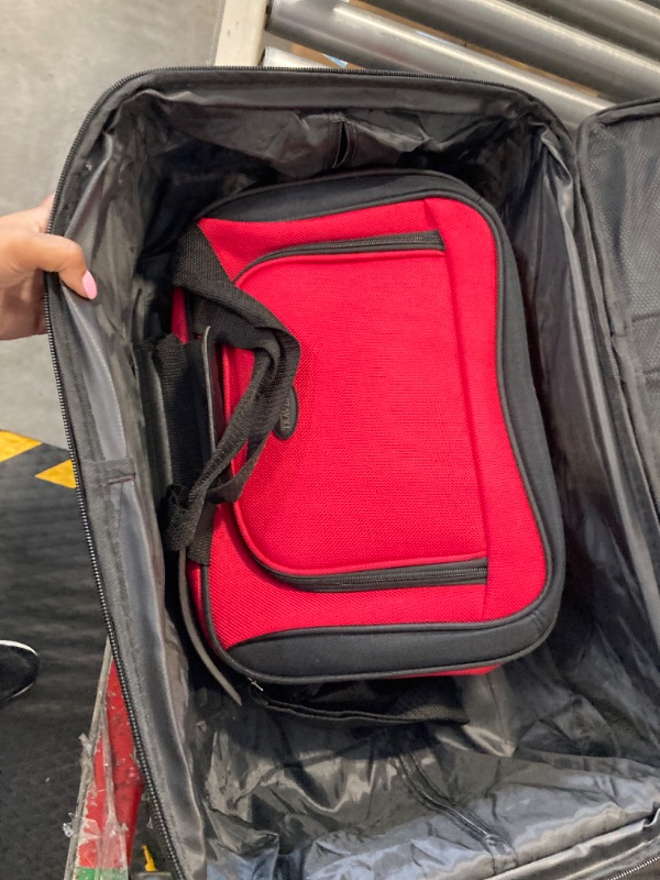 Photo 4 of *****USED**HANDLE IS DAMAGED ON THE LUGGAGE*** U.S. Traveler Rio Rugged Fabric Expandable Carry-On Luggage Set, Red, 2 Count(Pack of 1) Red 2 Wheel