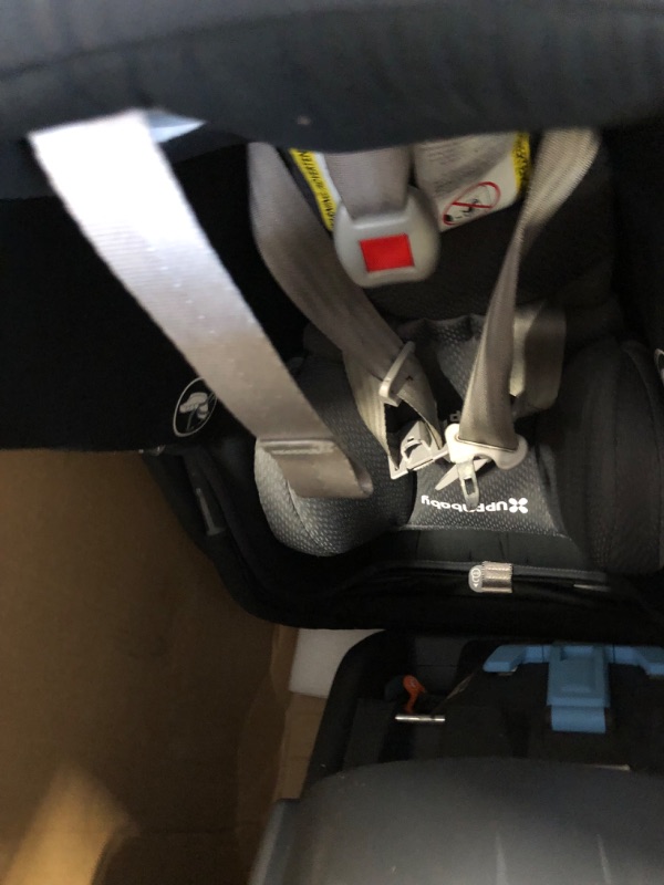 Photo 4 of ***USED****Duty and missing the infant insert******UPPAbaby Mesa Max Infant Car Seat/Base with Load Leg and Robust Infant Insert Included/Innovative Safety Features + Simple Installation/Direct Stroller Attachment/Jake (Charcoal)