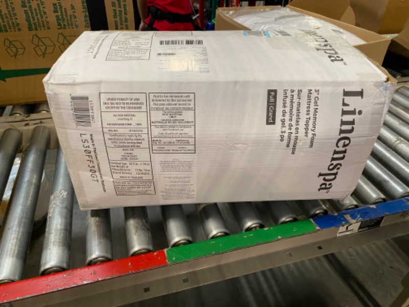 Photo 1 of LINENSPA Memory Foam Mattress Topper - 3 Inch Gel Infused Memory Foam - Plush Feel - Cooling and Pressure Relieving - CertiPUR Certified - Dorm Room Essentials - Full Size
