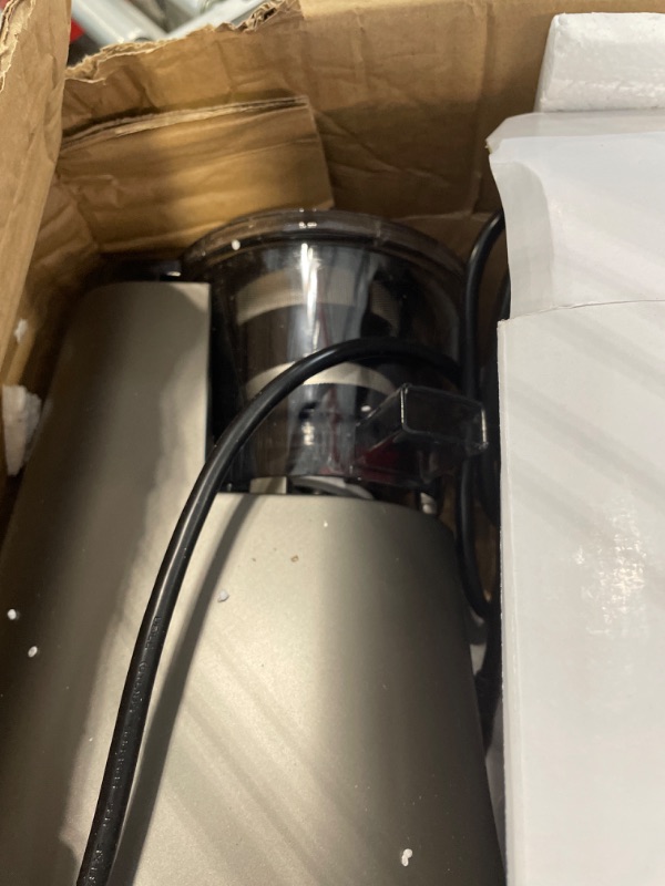 Photo 2 of *** FOR PARTS ONLY ** NO RETUNRS***
Cold Press Juicer Machines, Slow Masticating Juicers with 3.3-inch Wide Dual Feed Chute for Whole Fruits and Vegetables, Juice Extractor Maker with Quiet Motor, High Yield, BPA-Free