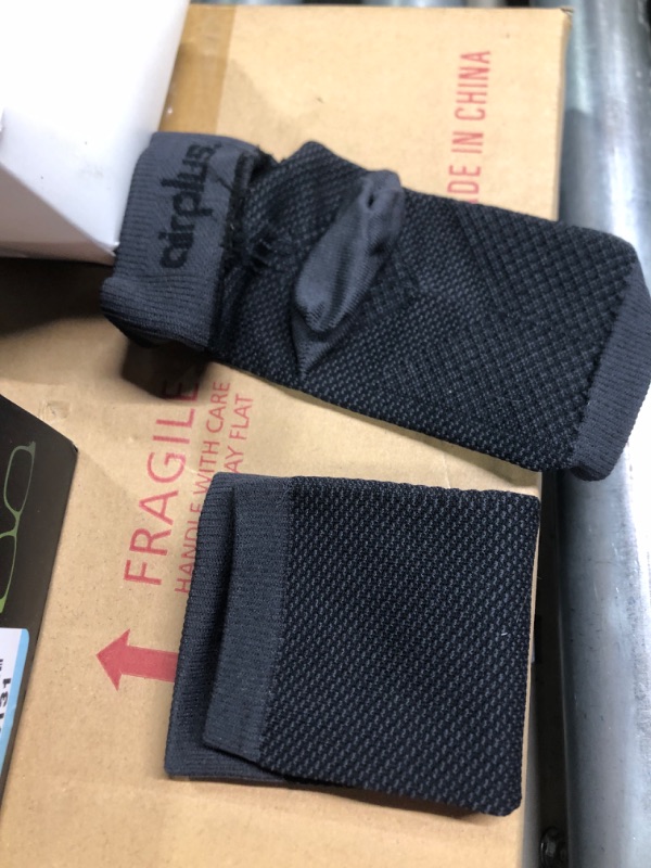 Photo 1 of ***USED** Airplus Plantar Fascia Sleeve, Men's Women's Small Medium, 2 Sleeves (Pack of 2)
