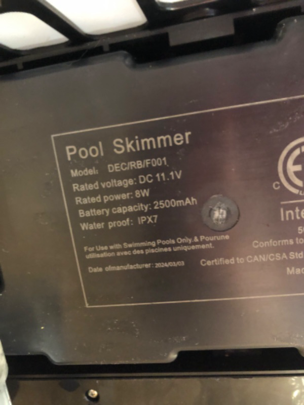 Photo 4 of ****USED*** Pool Surface Cleaner Robot with Solar and Rechargeable Dual Mode, Cordless Robotic Pool Cleaner, Smart Pool Skimmer Basket, Automatic Pool Vacuum Cleaner with Auto-Escape and Auto-Turn
