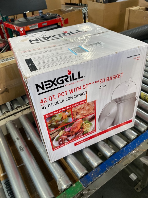 Photo 2 of ***Damaged Bottom ***Nexgrill 42 Qt. Aluminum Pot with Strainer Basket & Lid Turkey Fryer, Durable Side Handles, Perfect for Boiling and Frying Seafood, Crawfish, Chicken Wings, Great for Outdoor Cooking, 630-0023 Nexgrill 42 Qt. Aluminum Pot with Straine