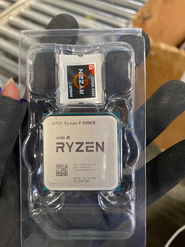 Photo 3 of AMD Ryzen 9 5900X 12-core, 24-Thread Unlocked Desktop Processor
