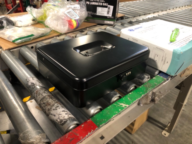 Photo 1 of ** LOCKED**
Jssmst Large Cash Box with Key Lock - Durable Metal Cash Box with Money Tray, 11.81 x 9.84 x 3.46 inches (X-Large, Black)
