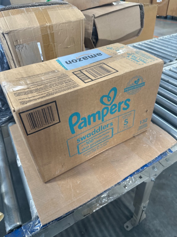 Photo 1 of Pampers Swaddlers Disposable Diapers, Size 5 - 132 count