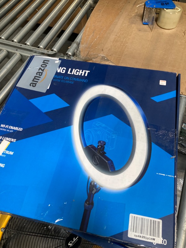 Photo 2 of Elgato Ring Light + Smartphone Holder Bundle