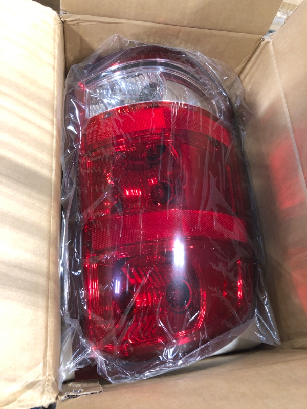 Photo 1 of Dependable Direct Passenger Side (RH) Tail Light Assembly For 2007-2013 GMC Sierra 1500 (SL, SLE, SLT, WT) - 2007-2010 GMC Sierra 2500 HD - GM2801208 - Includes Bulb
