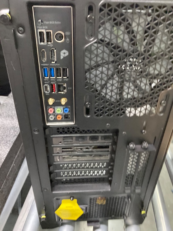 Photo 16 of ****USED**SOLD AS IS FOR PARTS ONLY***ALL SALES ARE FINAL**NO RETURNS**** Corsair Vengeance i7500 Series Gaming PC - Liquid Cooled Intel Core i9 14900KF CPU - NVIDIA GeForce RTX 4090 GPU - 64GB Vengeance RGB DDR5 Memory - 2TB M.2 SSD - Black