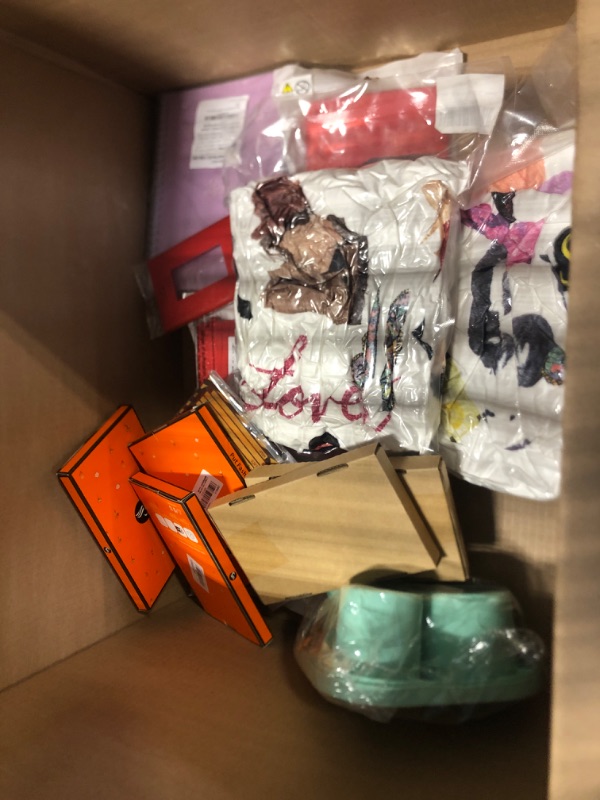 Photo 1 of *** Box of mixed items*** *** All sales are final***