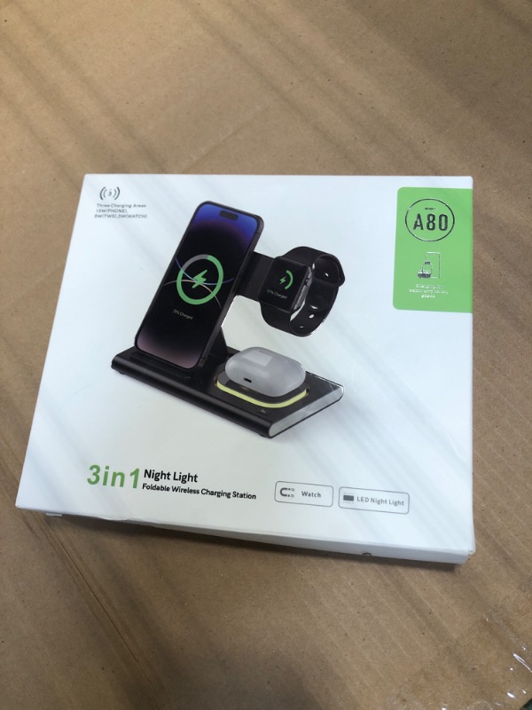 Photo 1 of A80 3 in 1 15W Folding Wireless Charger (white)
