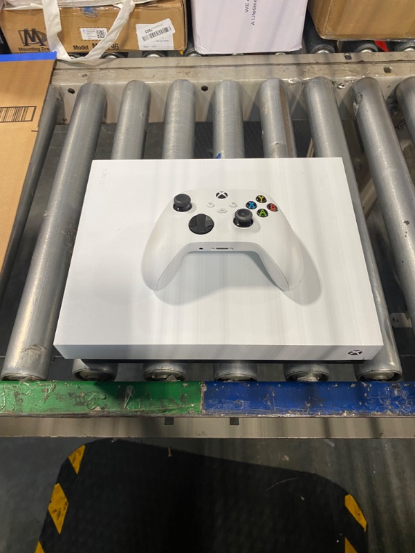 Photo 3 of ***For parts only** 
Microsoft Xbox One X 1TB Console White
**missing cords