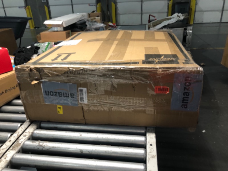 Photo 1 of ***USED - LIKELY MISSING PARTS - UNABLE TO VERIFY FUNCTIONALITY***
Medline 20” Foldable K4 Wheelchair with Swing-Back Desk-Length Arms & Elevating Legrests, 300 lbs. Capacity, Transport Chair for Adults & Seniors 20" Seat Width