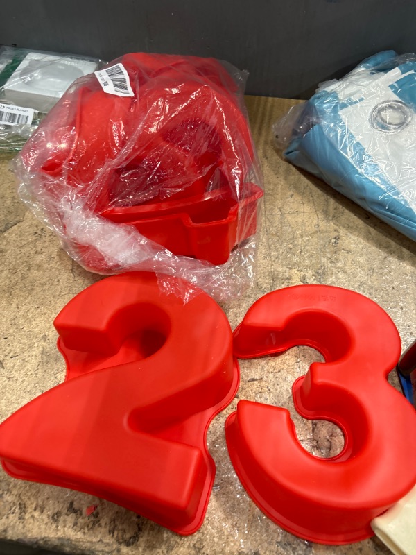 Photo 1 of 10 Inch 9 pieces Large Size Number Moulds Baking Forms Silicone Number Mold Cake Pan (10 inch)