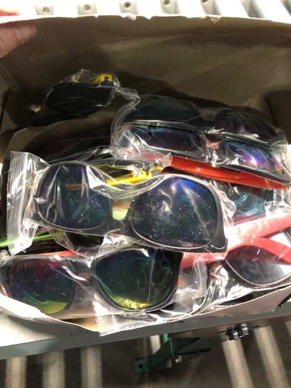 Photo 2 of axbotoy kids sunglasses party favor