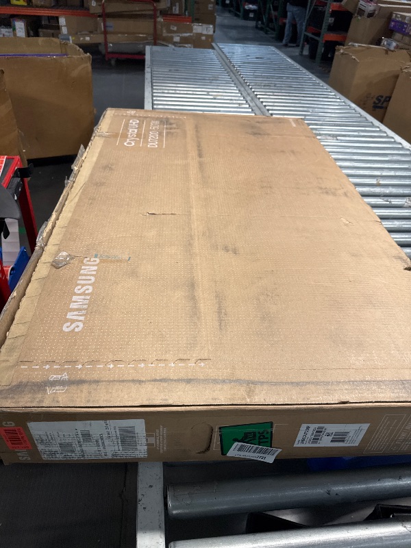 Photo 1 of 50” Class DU7200 Series Crystal UHD 4K Smart Tizen TV (2024)
