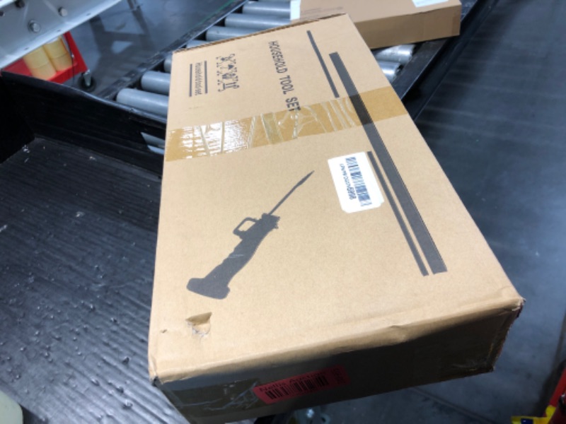 Photo 2 of ***FACTORY SEALED***VynNetic Electric Fillet Knife - Cordless Fillet Knife with 4 Stainless Steel Blades, Ergonomic Non-Slip Grip Handle, Safety Lock, 2 Long Lasting Rechargeable Lithium-Ion Battery, Portable Carry Case