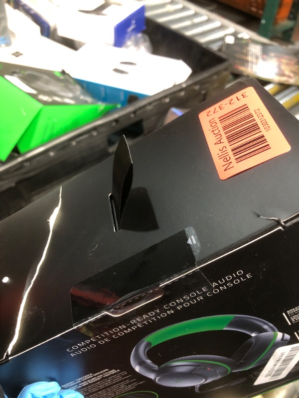 Photo 1 of ***FACTORY SEALED***Razer Kaira Wireless Gaming Headset for Xbox Series X|S, Xbox One: Triforce Titanium 50mm Drivers - Cardioid Mic - Breathable Memory Foam Ear Cushions - EQ Pairing Button - Windows Sonic - Black