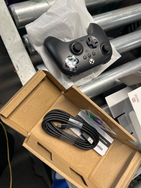 Photo 2 of ***FACTORY SEALED***8Bitdo Ultimate Wired Controller for Xbox Series X|S, Xbox One and Windows, Hall Effect Joystick Update