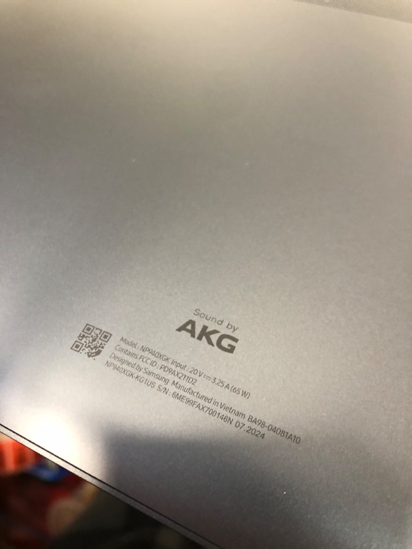 Photo 1 of SAMSUNG 14' Galaxy Book4 Pro Laptop PC Computer, Intel Core 7 Ultra Processor 512GB, 3K AMOLED (2880 x 1800) Touchscreen, Advanced Security, 2024 Model, NP940XGK-KG1US, Moonstone Gray