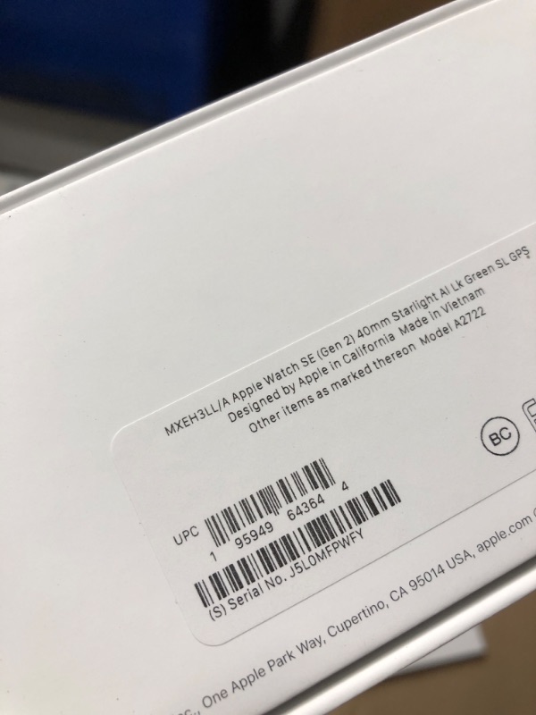 Photo 1 of **FACTORY SEALED**
Apple Watch SE 2nd Generation (GPS) 40mm Aluminum Case with Lake Green Sport Loop