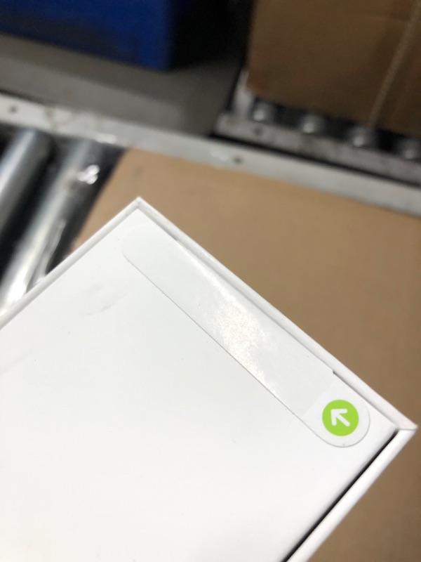 Photo 1 of **FACTORY SEALED**
Apple Watch SE 2nd Generation (GPS) 40mm Aluminum Case with Lake Green Sport Loop