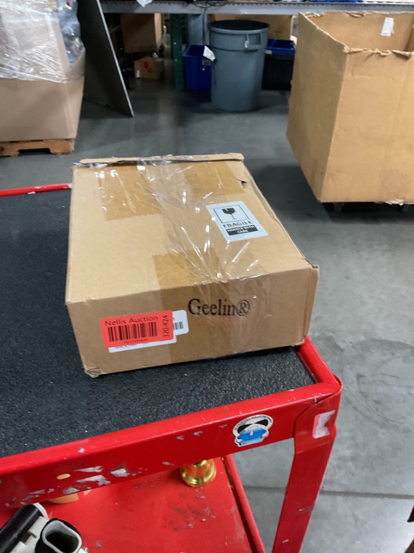 Photo 1 of Geelin Acrylic Square Display Block Clear Polished Acrylic Cube Solid Acrylic Display Risers Stand Acrylic Stands for Display Acrylic Pedestal Stand for Jewelry Perfume Collection, 3 Size (6)