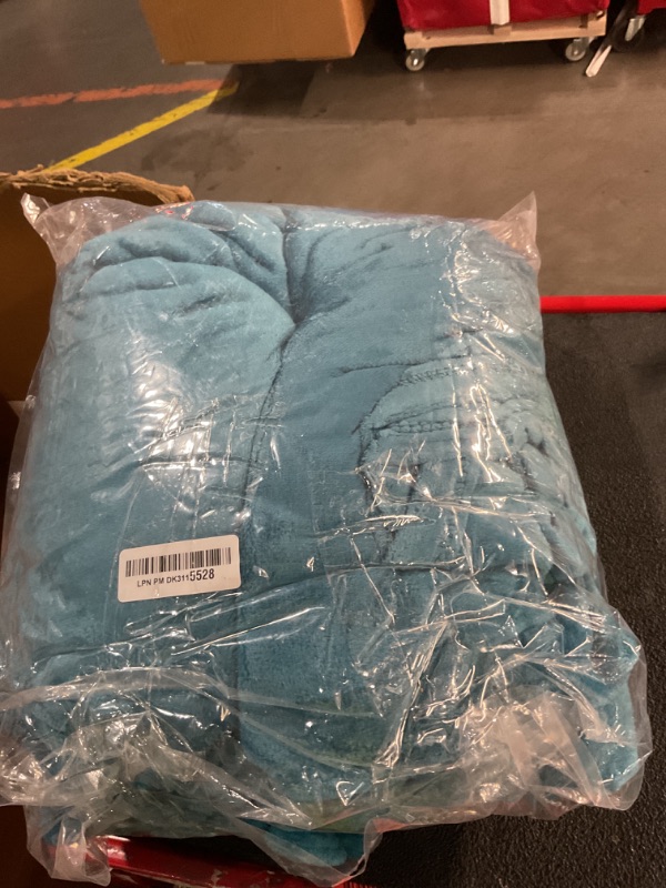 Photo 1 of DREAMNINE Extra Large Fleece Blanket, Soft Comfy Fluffy Bed Blanket King Size 90" x 108",Luxury Decorative Fuzzy Blanket for Women Girl,Big Cozy Shaggy Warm Flannel Blankets for Winter Autumn Pet,Teal