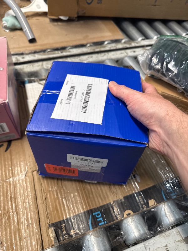 Photo 1 of (PARTIAL SET) (USED/FAIR) MIULEE Pack of 4 Couch Throw Pillow Covers 20x20 Inch Neutral Soft Decorative Chenille Pillow Covers Farmhouse Boho Cushion Covers for Mid Century Modern Home Decor Sofa Bedroom Living Room