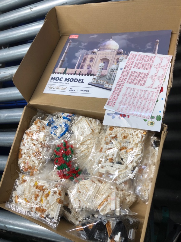 Photo 1 of QLT Micro Mini Blocks Taj Mahal Architecture Building Toy Display Famous Architecture Model Kit for Adults and Kids Christmas Birthday Gift (4036 ?Pieces)