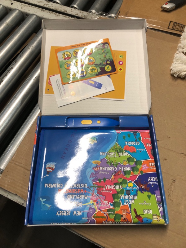 Photo 1 of Qiaojoy Bilingual Interactive Map for Kids Talking USA Map for Kids Learning Geography Toys Games Ages 3 to 12 Educational Electronic USA Map i-Poster Gift for 4 5 6 7 8 9 10 Year Old Girls Boys