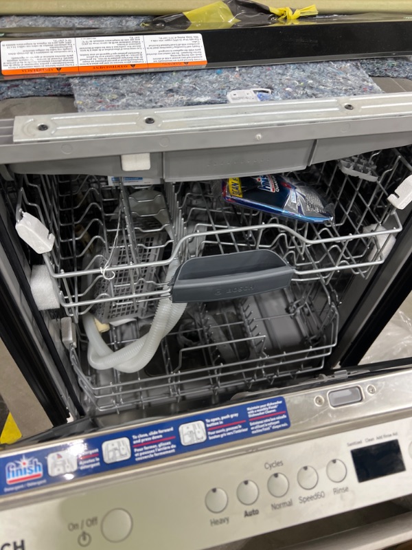 Photo 4 of 100 Series Dishwasher 24'' Stainless steel

