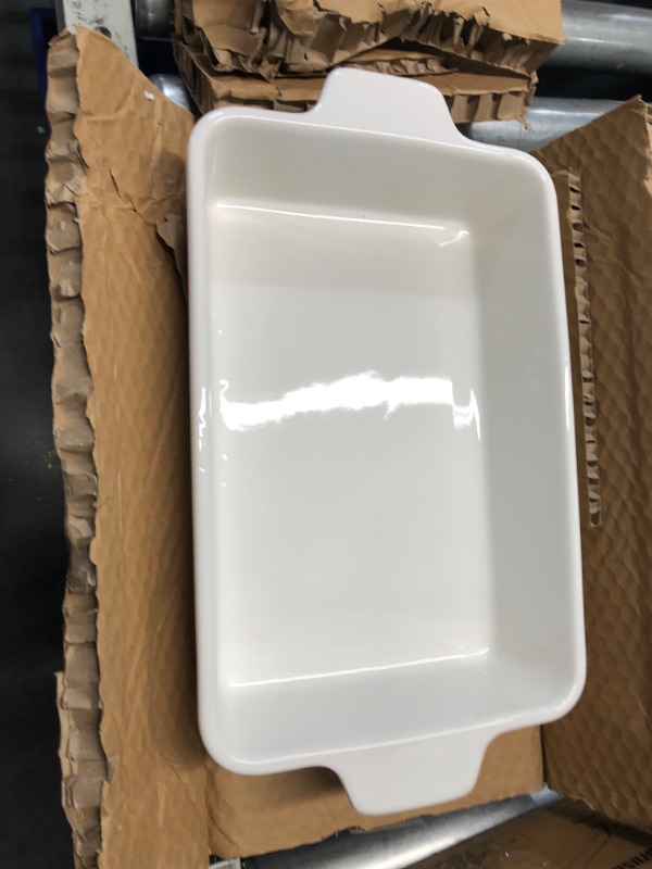 Photo 3 of ***(MINOR DAMAGE/ SEE NOTES) ***
Jemirry Ceramic Baking Dish Set of 3, Casserole Dishes for Oven, Square Porcelain Bakeware Set with Handles, Lasagna Baking pan for Cooking, Perfect for Baking and Serving, Housewarming, Halloween, Thanksgiving, Christmas,