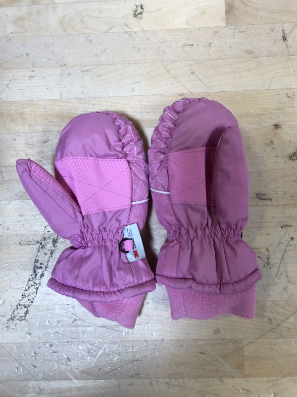 Photo 2 of 3M Thinsulate Pink Girls Snow Gloves