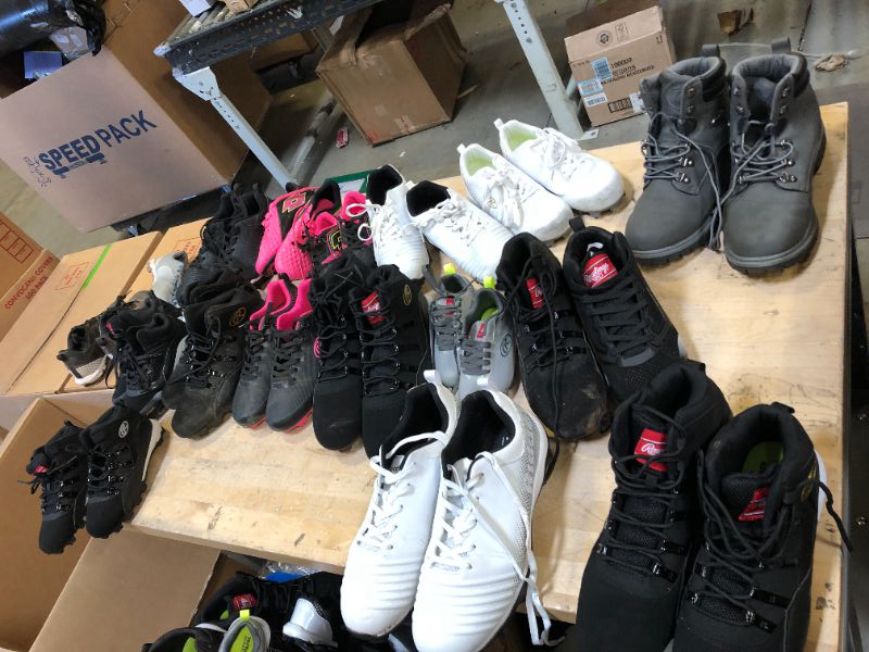 Photo 1 of BUNDLE OF USED SPORTS SHOES
SIZE VARIES