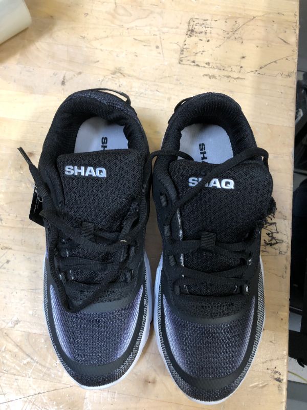 Photo 1 of BOYS SHAQ SNEAKERS
SIZE 5