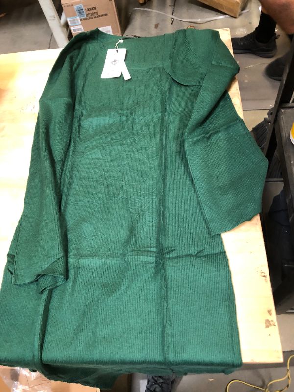 Photo 1 of GREEN DRESS
SIZE LARGE