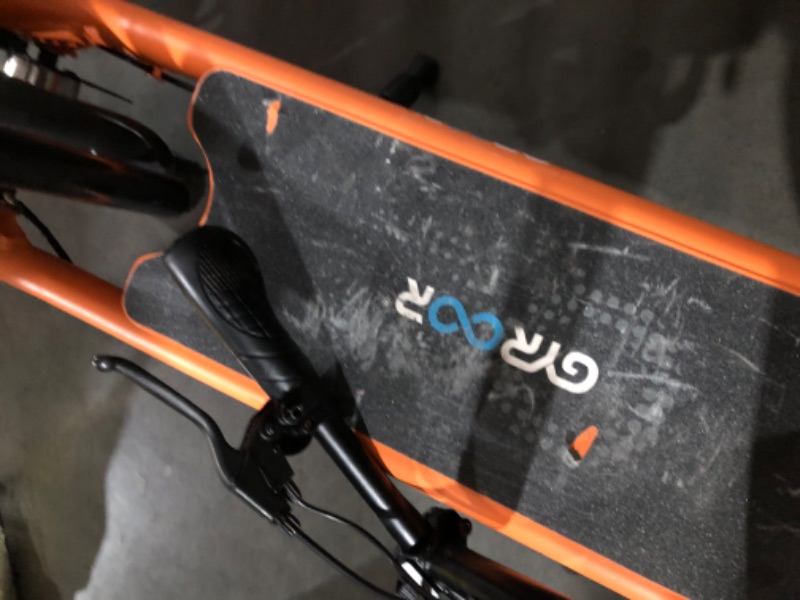 Photo 1 of ***USED - DAMAGED - NO PACKAGING - SEE COMMENTS***
Gyroor Electric Scooter with Seat, 450W Powerful Motor up to 20 Miles Range, Foldable Scooter for Adult Max Speed 15.5Mph, Commuter Electric Scooter with Basket