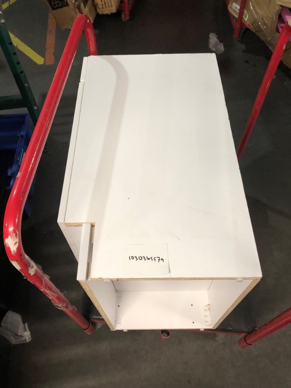 Photo 1 of ***USED - MAJOR DAMAGE - NO PACKAGING - MISSING PARTS - SEE PICTURES***
Project Source 24-in White Single Sink Bathroom Vanity with White Cultured Marble Top