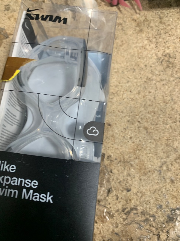 Photo 1 of  NIKE SWIM GOGGLES