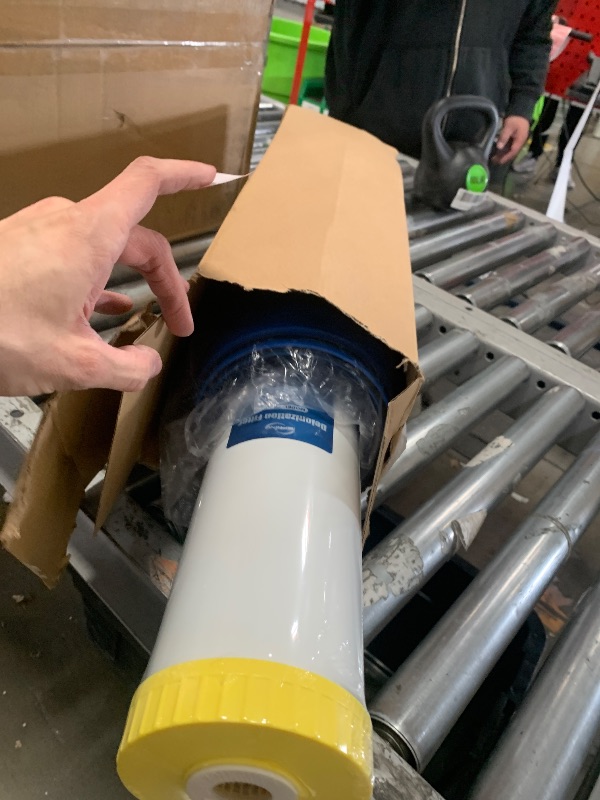 Photo 1 of ***USED - LIKELY MISSING PARTS - UNABLE TO VERIFY FUNCTIONALITY***
iSpring Spotless Car Wash System with Bypass Valve, Deionized Water System for Car Wash, Spot Free Car Wash for RVs, Model: WGB22BD-BP