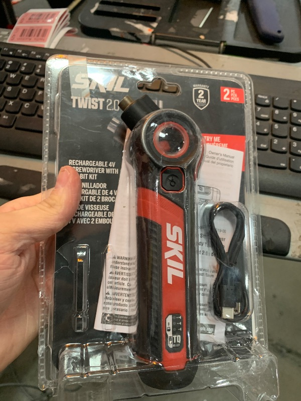 Photo 2 of ****MISSING THE BITS****SKIL Twist 2.0 Rechargeable 4V Screwdriver with Pivoting Head, Torque Setting, USB-C Charging Cable & 2PC Bit Set-SD5619-01