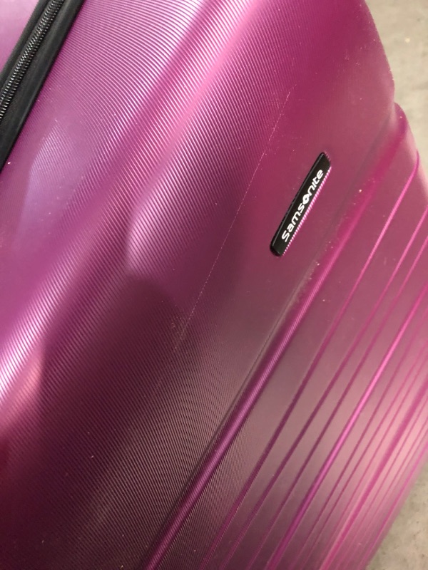 Photo 4 of ***USED - SCRATCHED - NO PACKAGING - SEE PICTURES***
Samsonite Evolve Se Hardside Expandable Luggage with Double Spinner Wheels, 20" x 28"