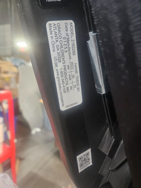 Photo 3 of '**USED AND NOT IN ORIGINAL PACKAGING**
Graco TriRide 3-in-1 Convertible Car Seat - Highback Booster, Forward & Rear Facing modes, Suitable from Newborn to Preschooler, Perfect for Long Journeys in Redmond Color