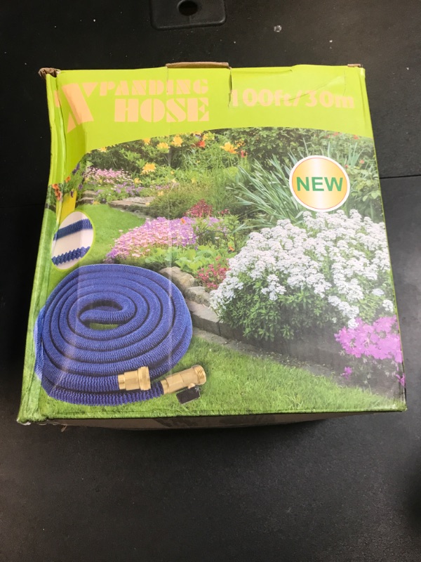 Photo 3 of 100 ft Expandable Garden Hoses - Expanding Water Hose with 10 Function Nozzle - Lightweight No-Kink Flexible Hose with Solid Fittings and Sturdy 4 - Layer Latex Core
