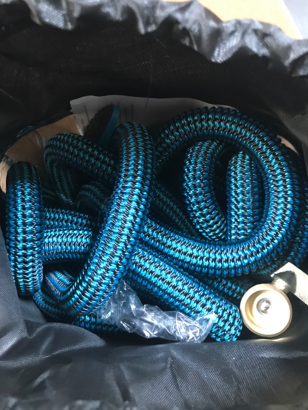 Photo 2 of 100 ft Expandable Garden Hoses - Expanding Water Hose with 10 Function Nozzle - Lightweight No-Kink Flexible Hose with Solid Fittings and Sturdy 4 - Layer Latex Core
