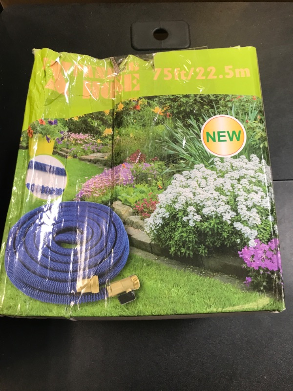 Photo 2 of 100 ft Expandable Garden Hoses - Expanding Water Hose with 10 Function Nozzle - Lightweight No-Kink Flexible Hose with Solid Fittings and Sturdy 4 - Layer Latex Core
