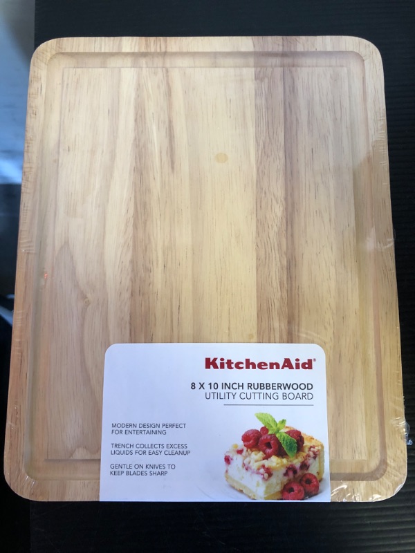 Photo 1 of 8x10inch Cutting Board